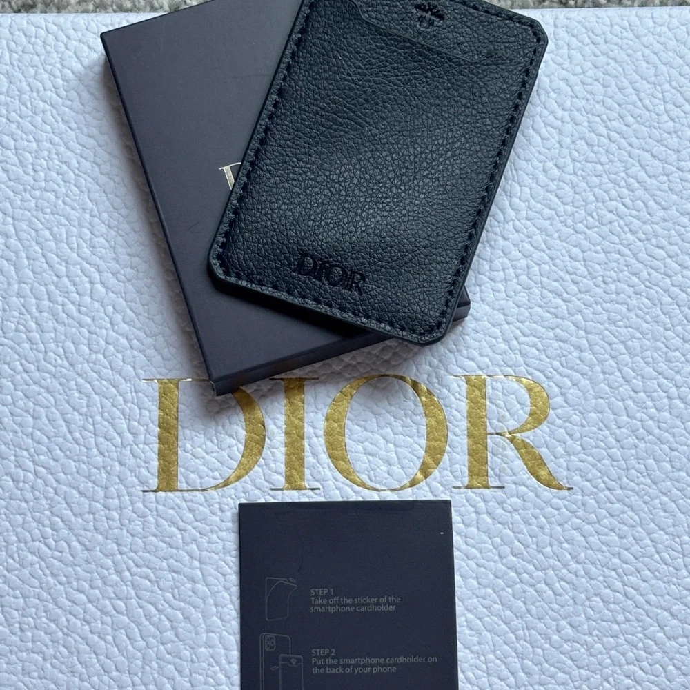 Dior Gift Set with Boxes - Picture 3 of 16